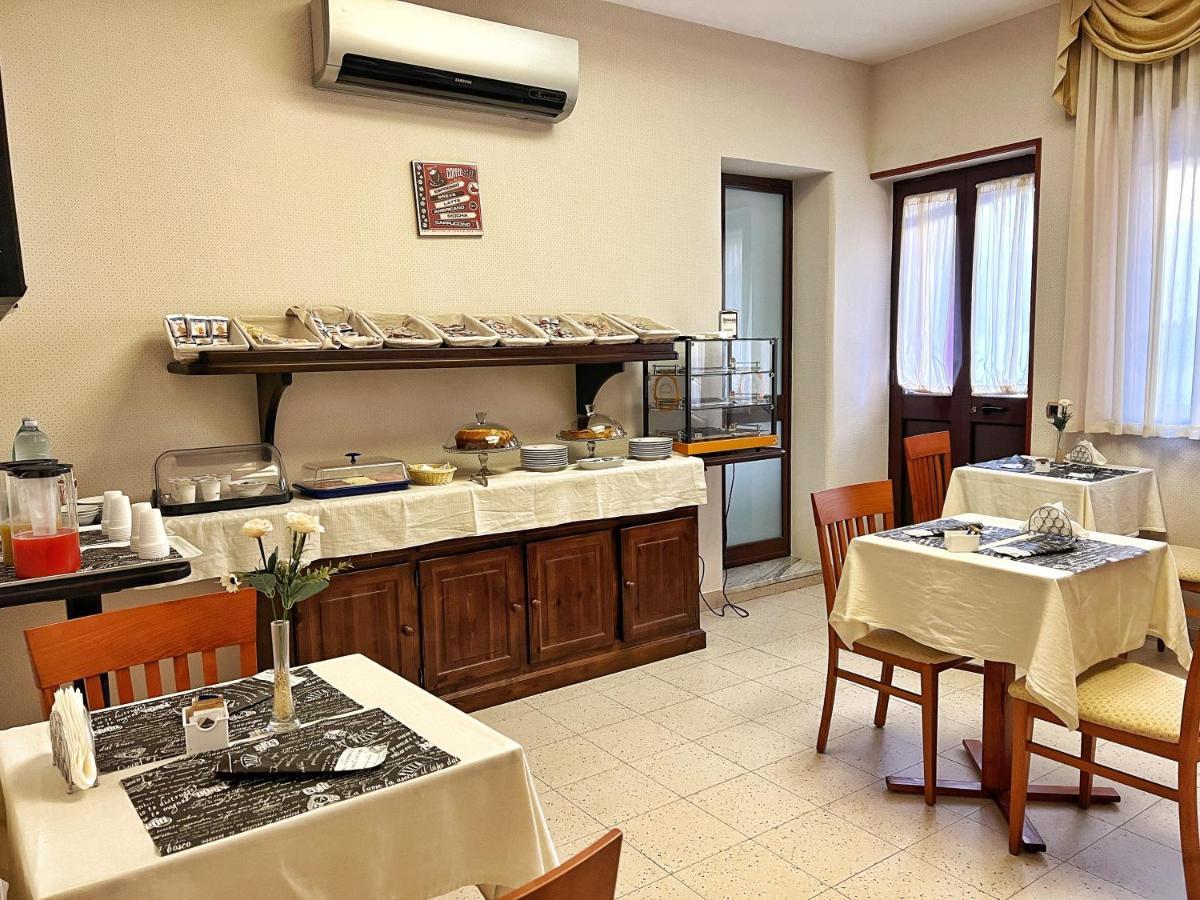 Hotel Paradiso Lago Patria Luaran gambar